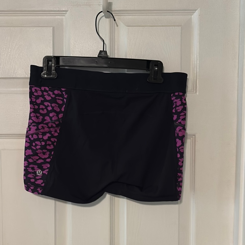 Lululemon Athletica Black and Purple bike Shorts. Great for spin class!